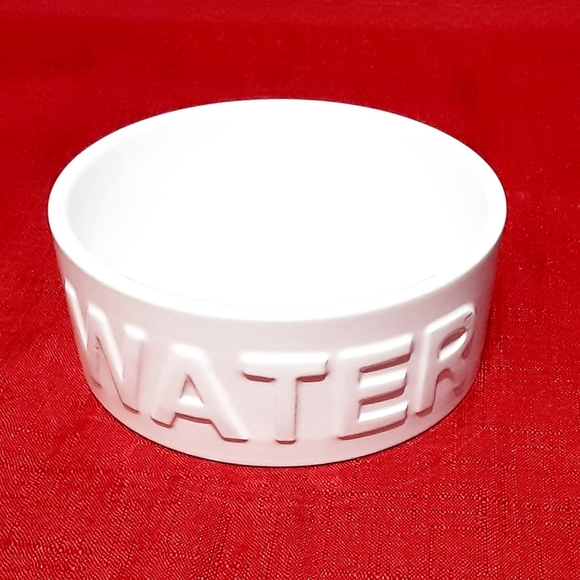 Park Life Designs 5.25" Small Pet Bowl | Classic W - Picture 1 of 4